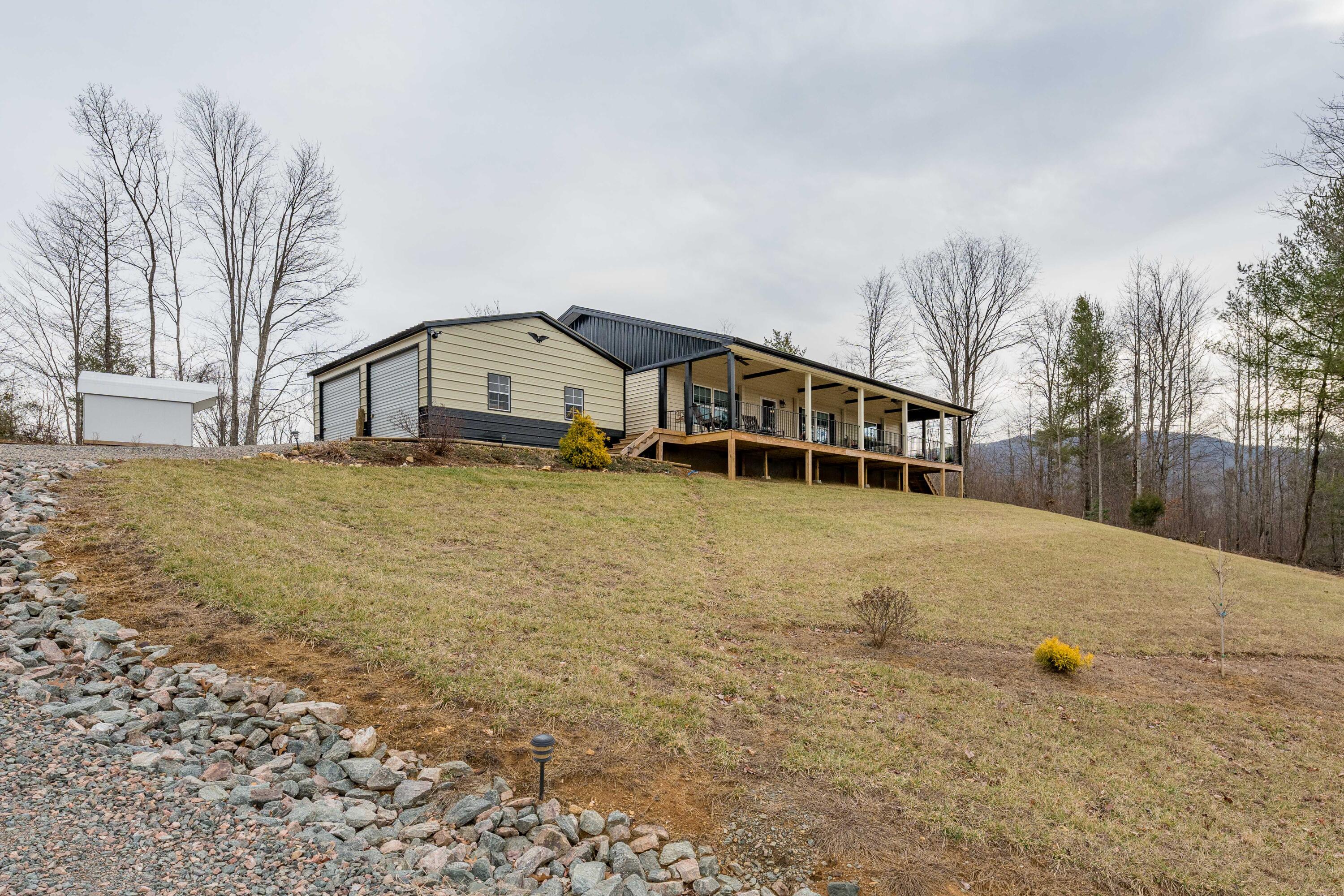 2562 Divide Road Mountain City, TN 37683 - Photo 13 of 90 2562 Divide Rd (28 of 93)