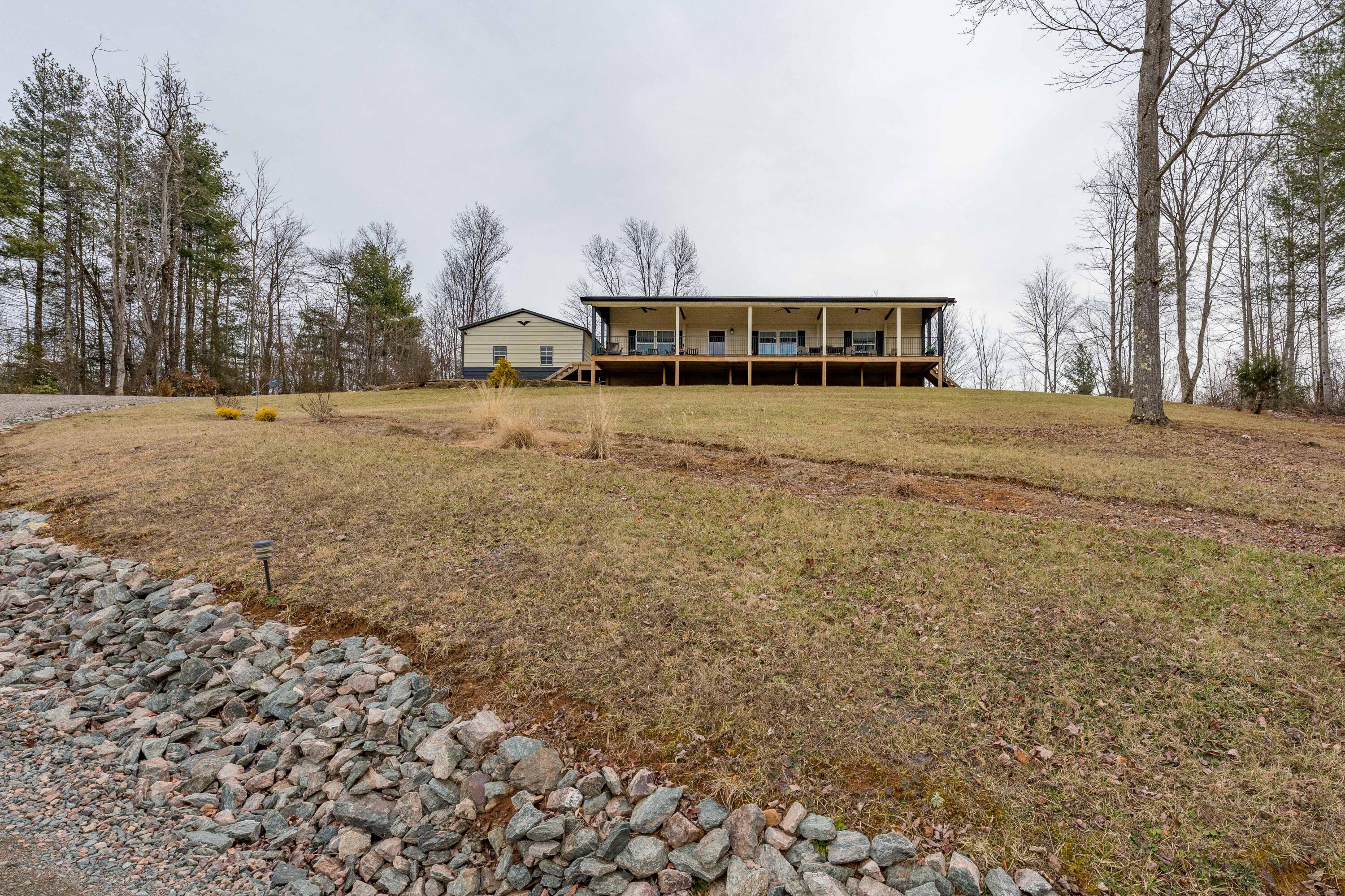 2562 Divide Road Mountain City, TN 37683 - Photo 14 of 90 2562 Divide Rd (29 of 93)