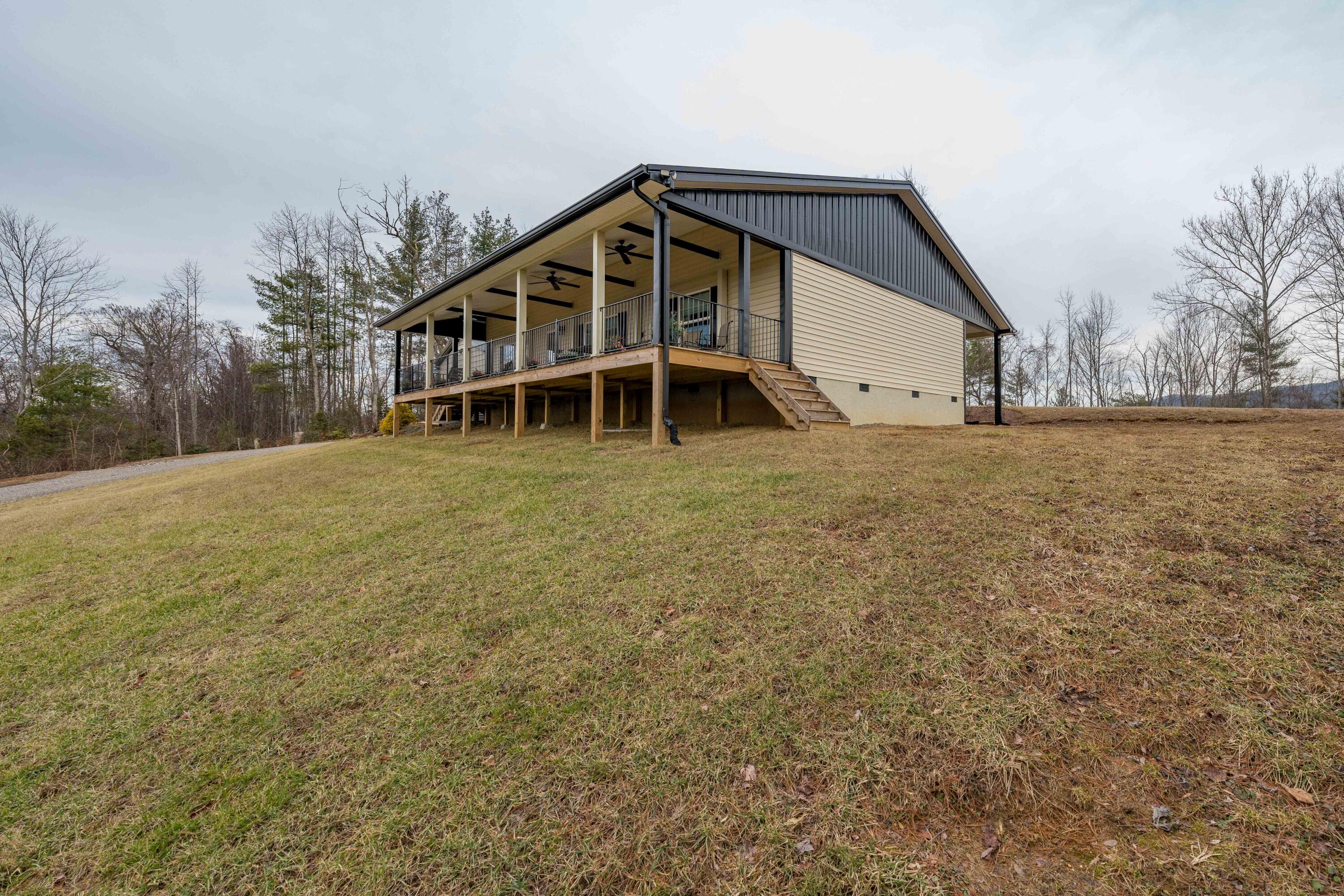 2562 Divide Road Mountain City, TN 37683 - Photo 24 of 90 2562 Divide Rd (46 of 93)