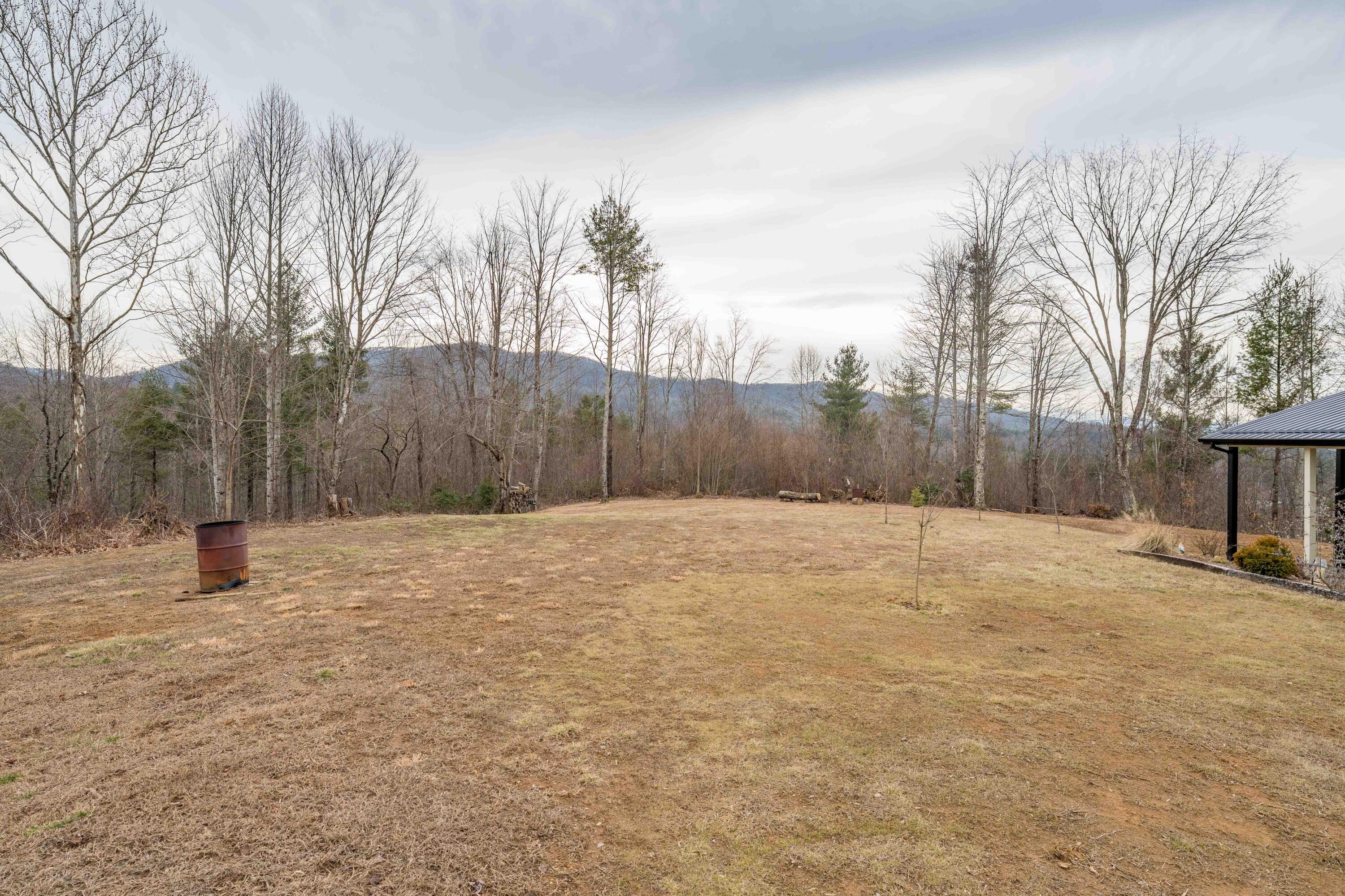 2562 Divide Road Mountain City, TN 37683 - Photo 29 of 90 2562 Divide Rd (57 of 93)