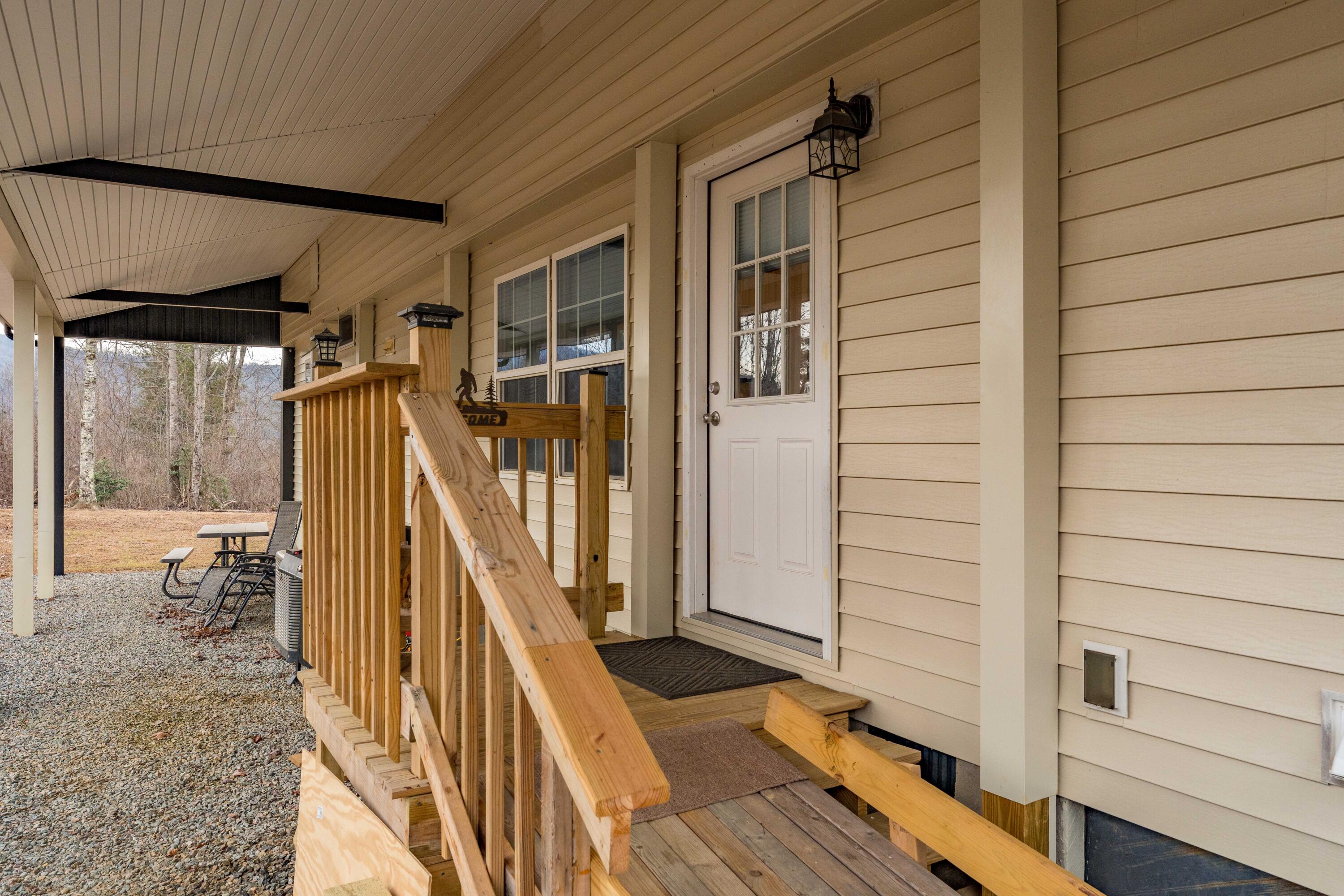2562 Divide Road Mountain City, TN 37683 - Photo 32 of 90 2562 Divide Rd (53 of 93)