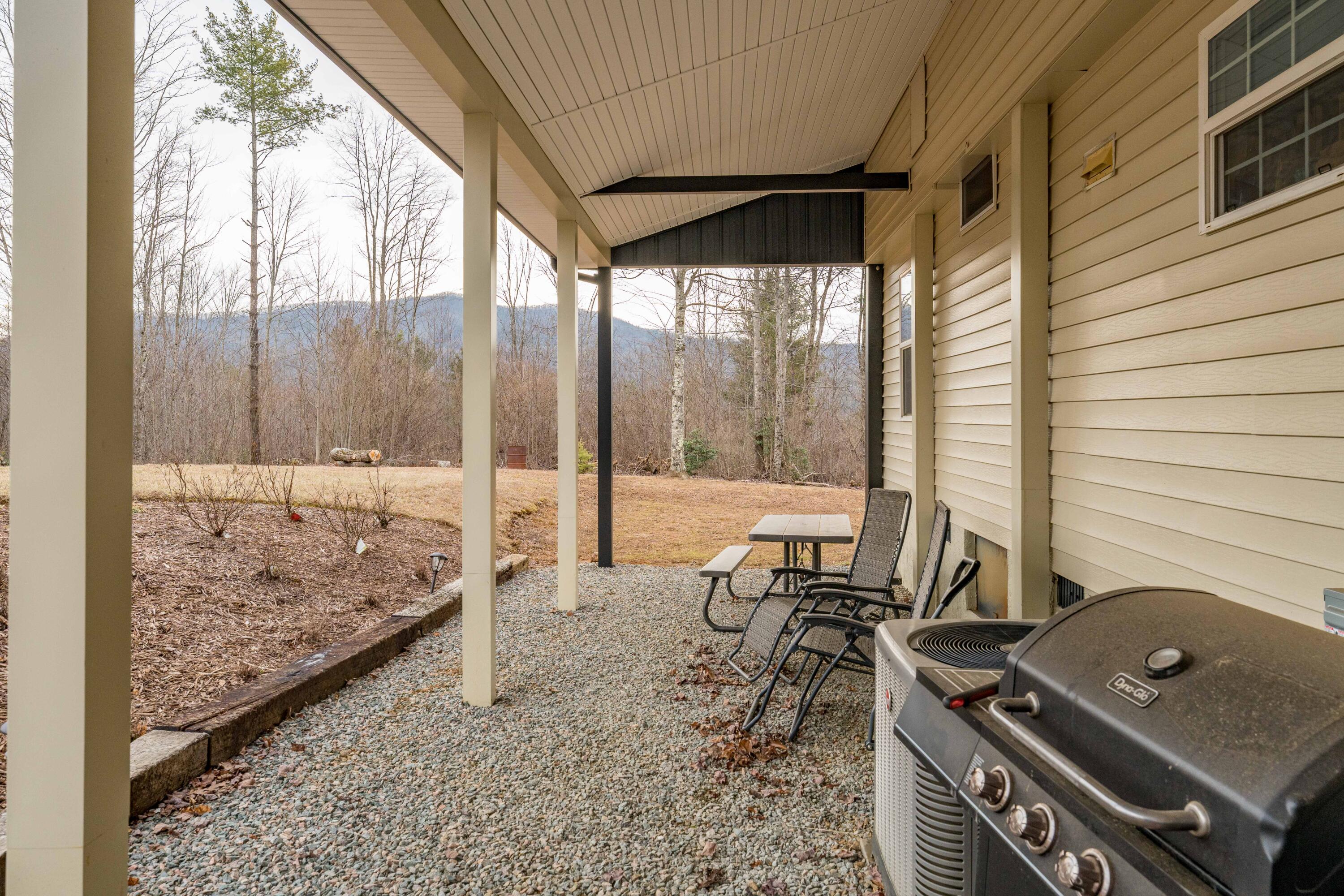 2562 Divide Road Mountain City, TN 37683 - Photo 34 of 90 2562 Divide Rd (54 of 93)