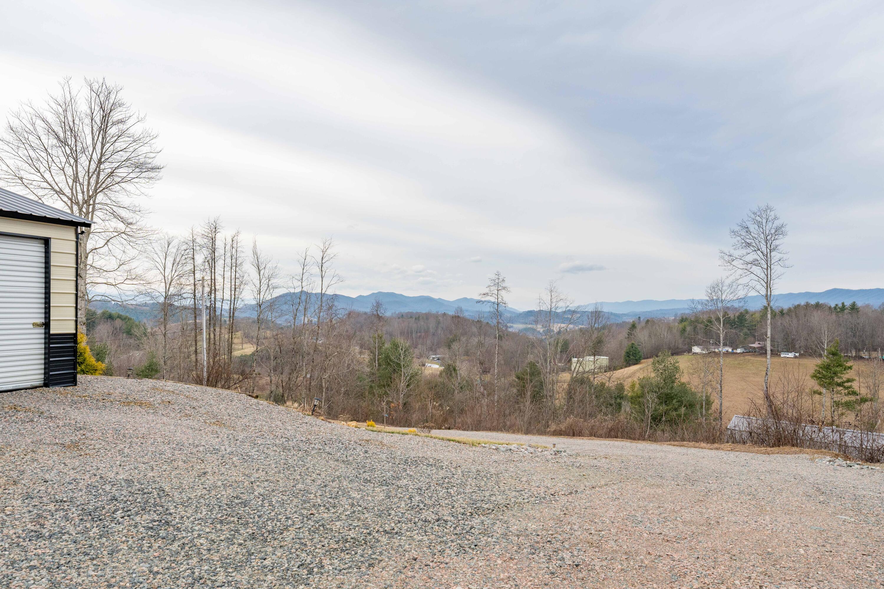 2562 Divide Road Mountain City, TN 37683 - Photo 35 of 90 2562 Divide Rd (63 of 93)