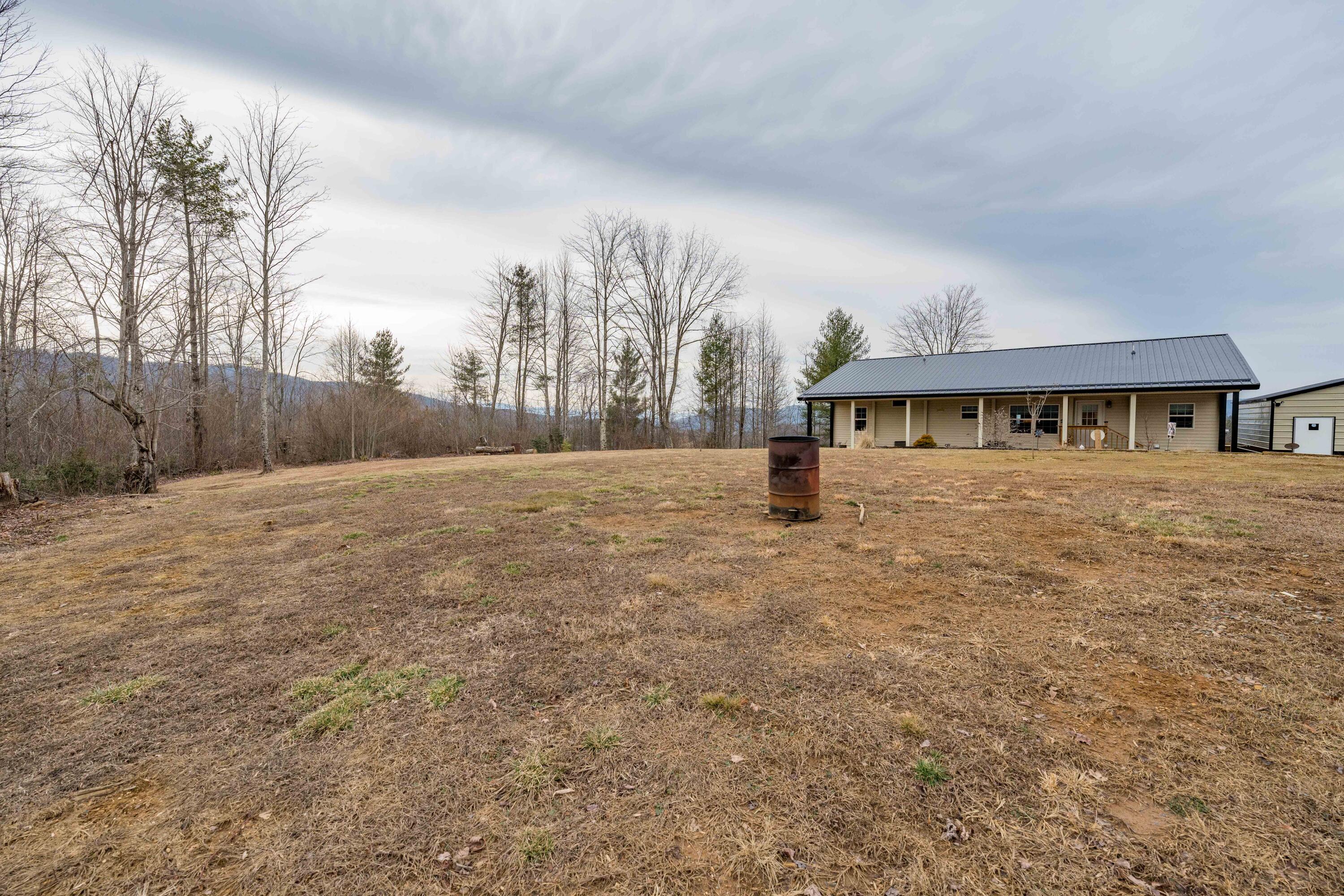 2562 Divide Road Mountain City, TN 37683 - Photo 37 of 90 2562 Divide Rd (59 of 93)