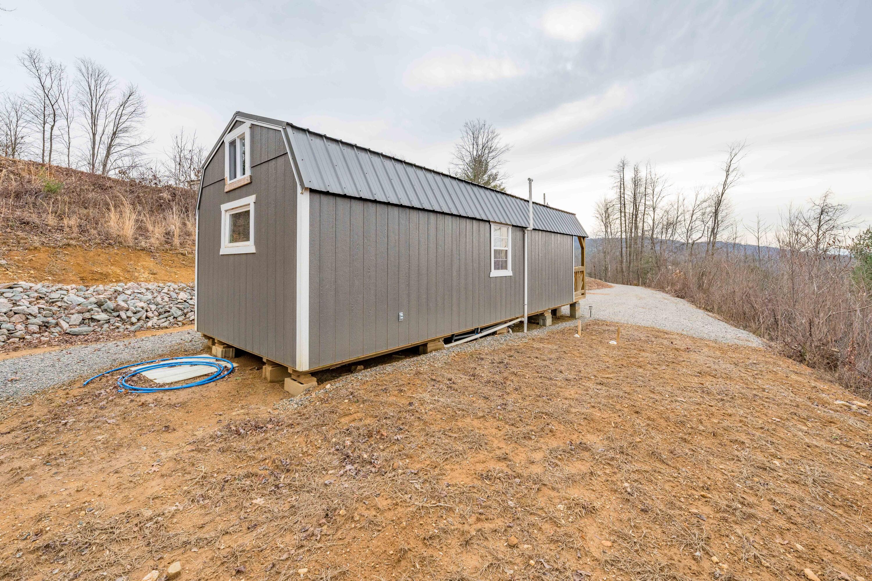 2562 Divide Road Mountain City, TN 37683 - Photo 69 of 90 Tiny Home