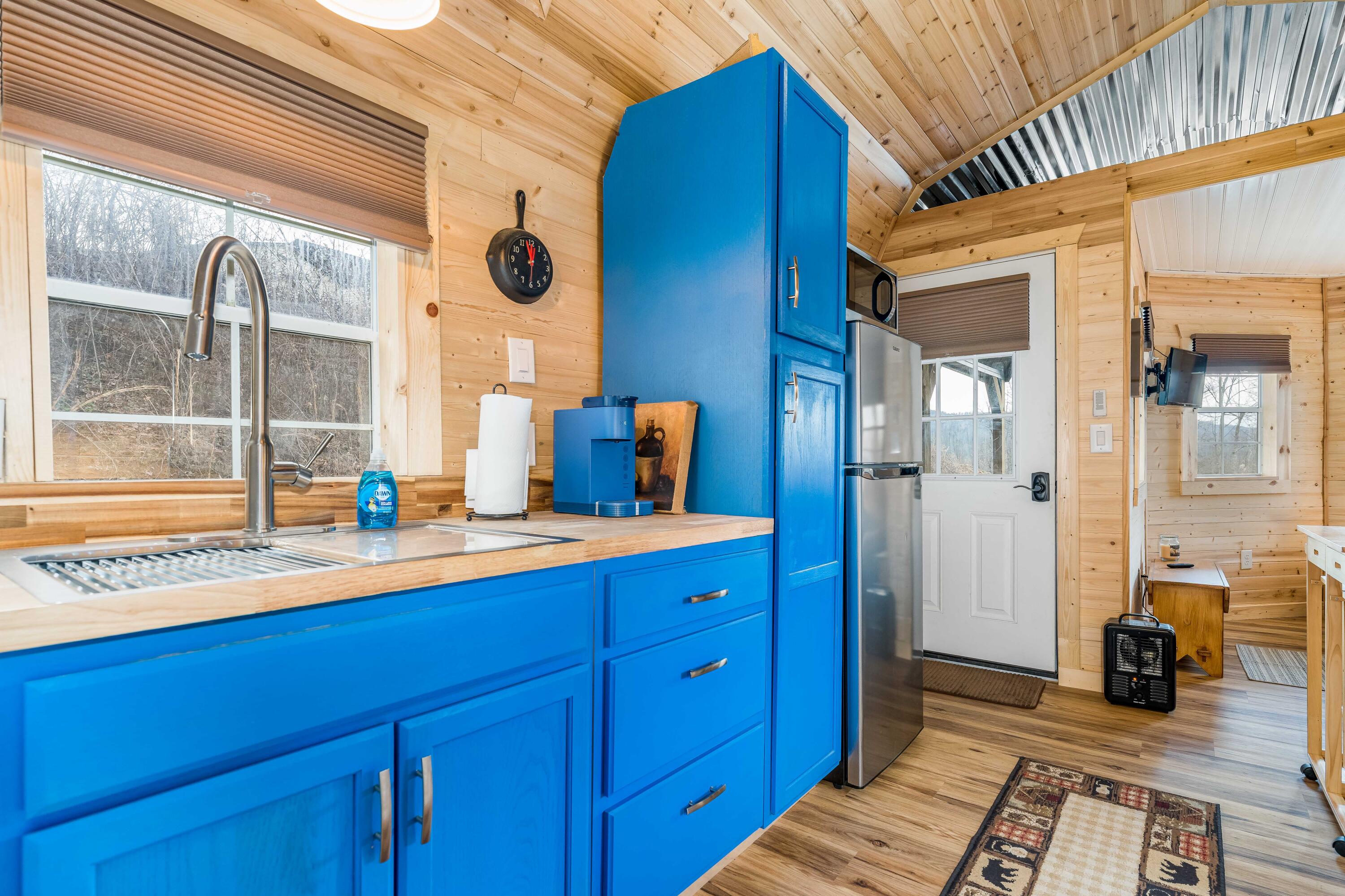 2562 Divide Road Mountain City, TN 37683 - Photo 76 of 90 Tiny Home Kitchen