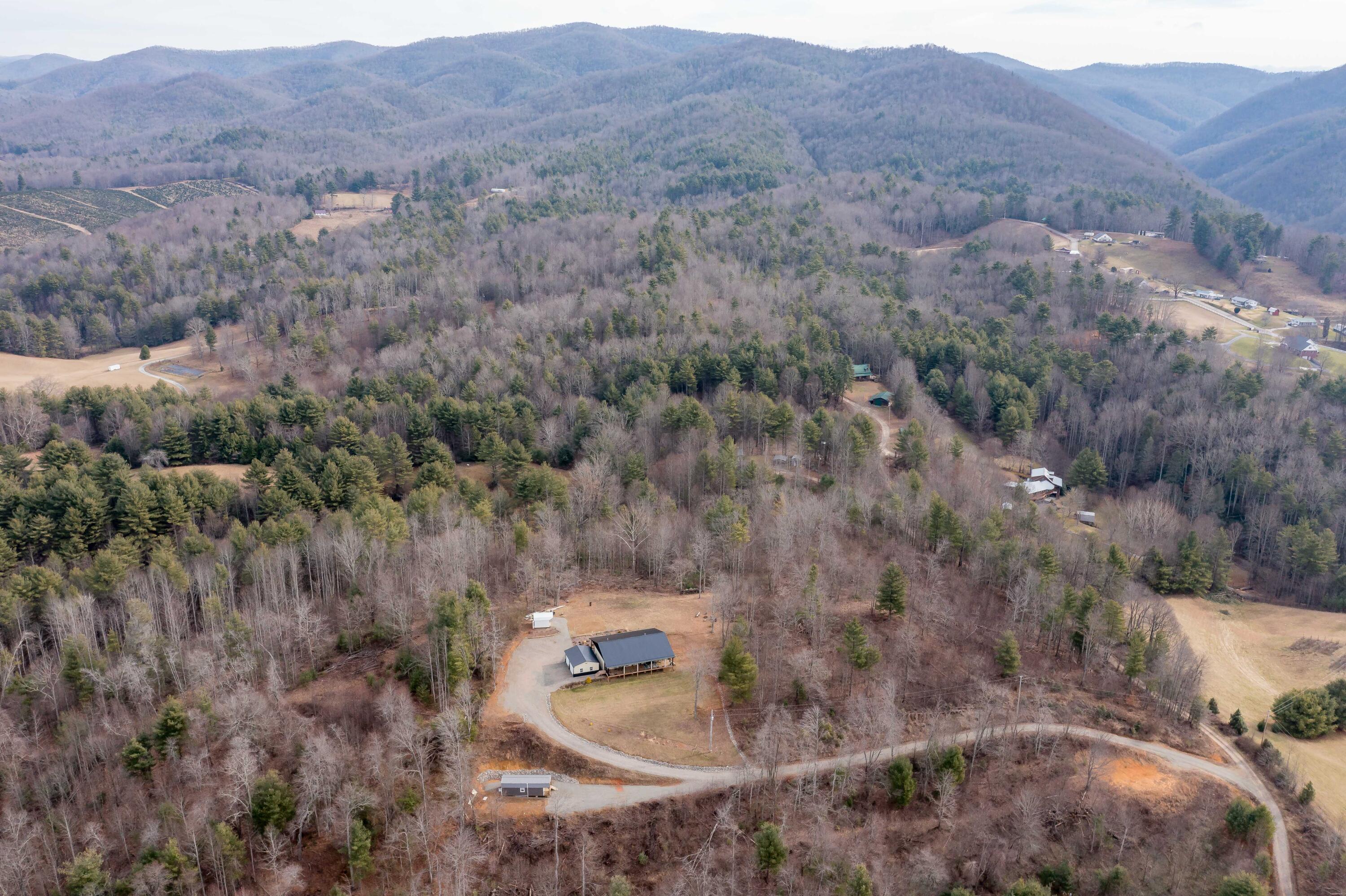 2562 Divide Road Mountain City, TN 37683 - Photo 78 of 90 2562 Divide Rd (2 of 93)