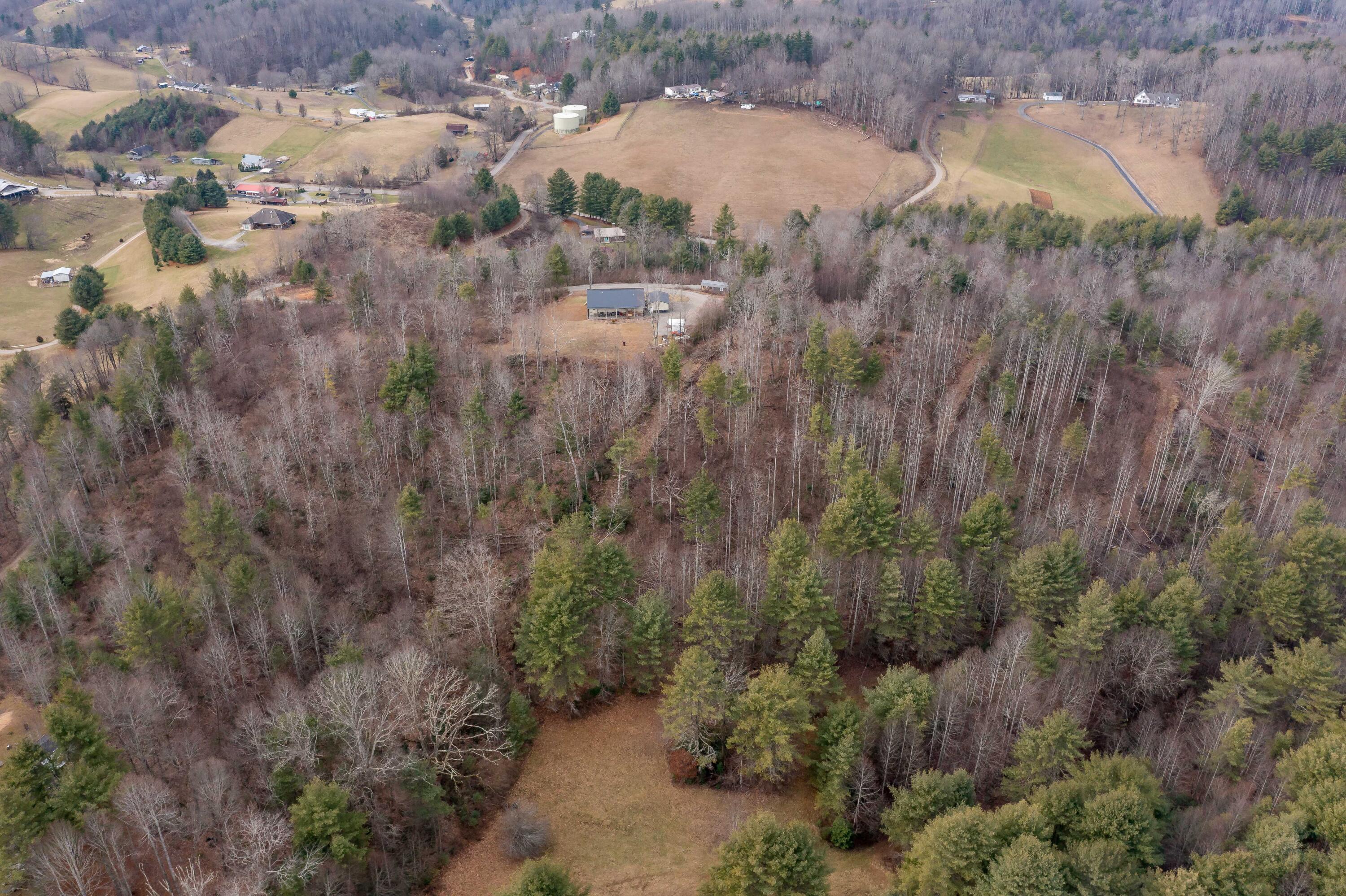 2562 Divide Road Mountain City, TN 37683 - Photo 85 of 90 2562 Divide Rd (9 of 93)