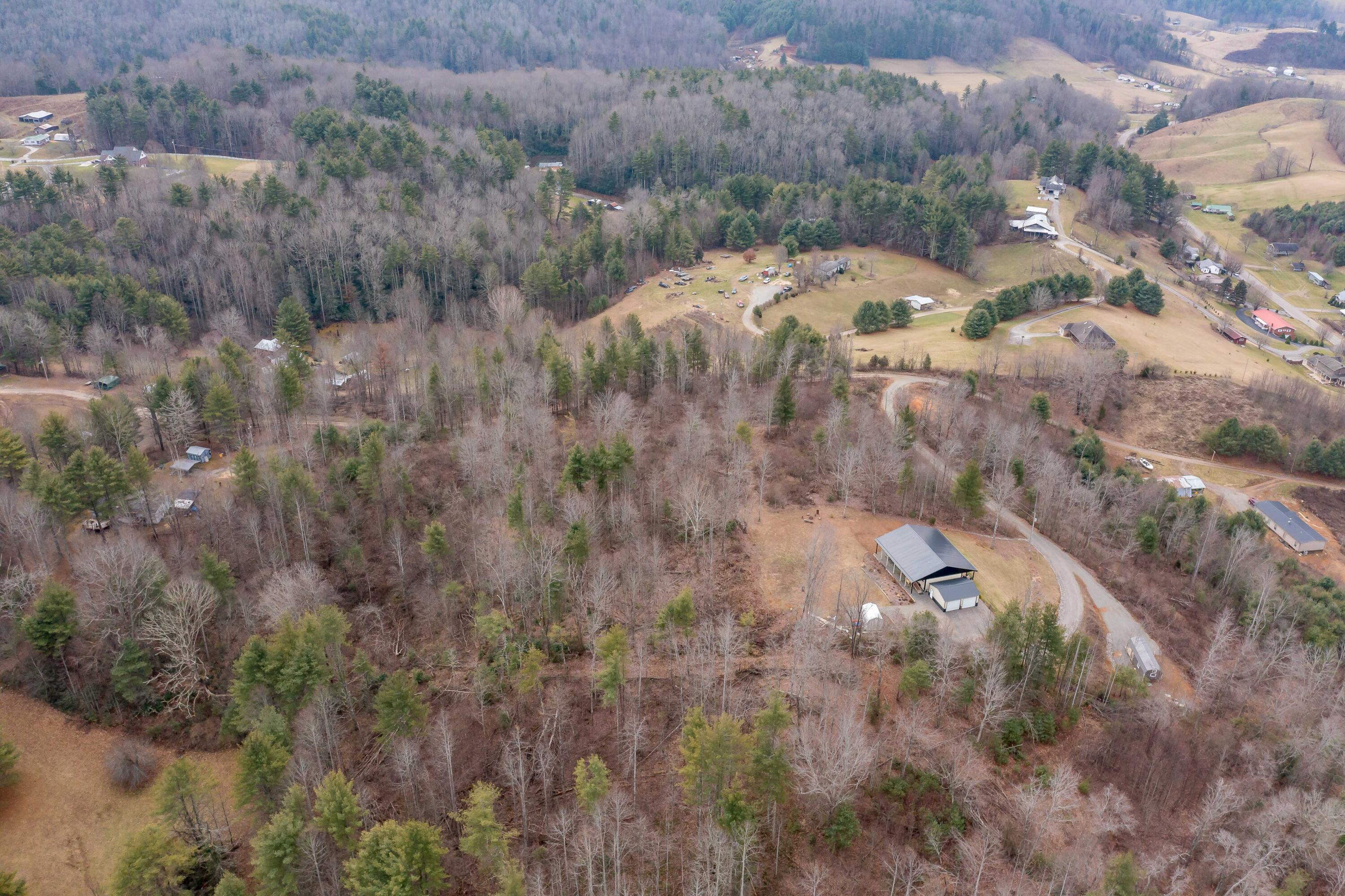 2562 Divide Road Mountain City, TN 37683 - Photo 87 of 90 2562 Divide Rd (12 of 93)