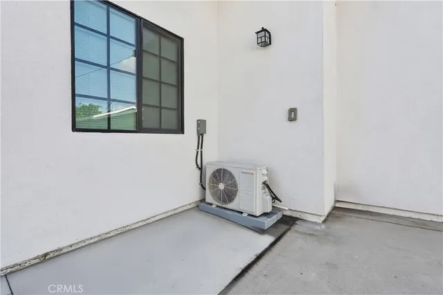 a house view with a backyard