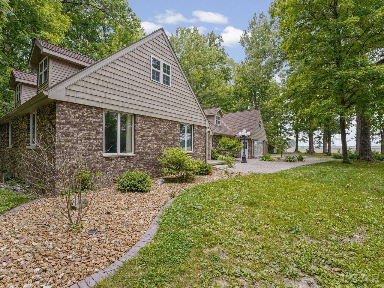 5944 Riga Highway Blissfield, MI 49228 - Photo 2 of 57