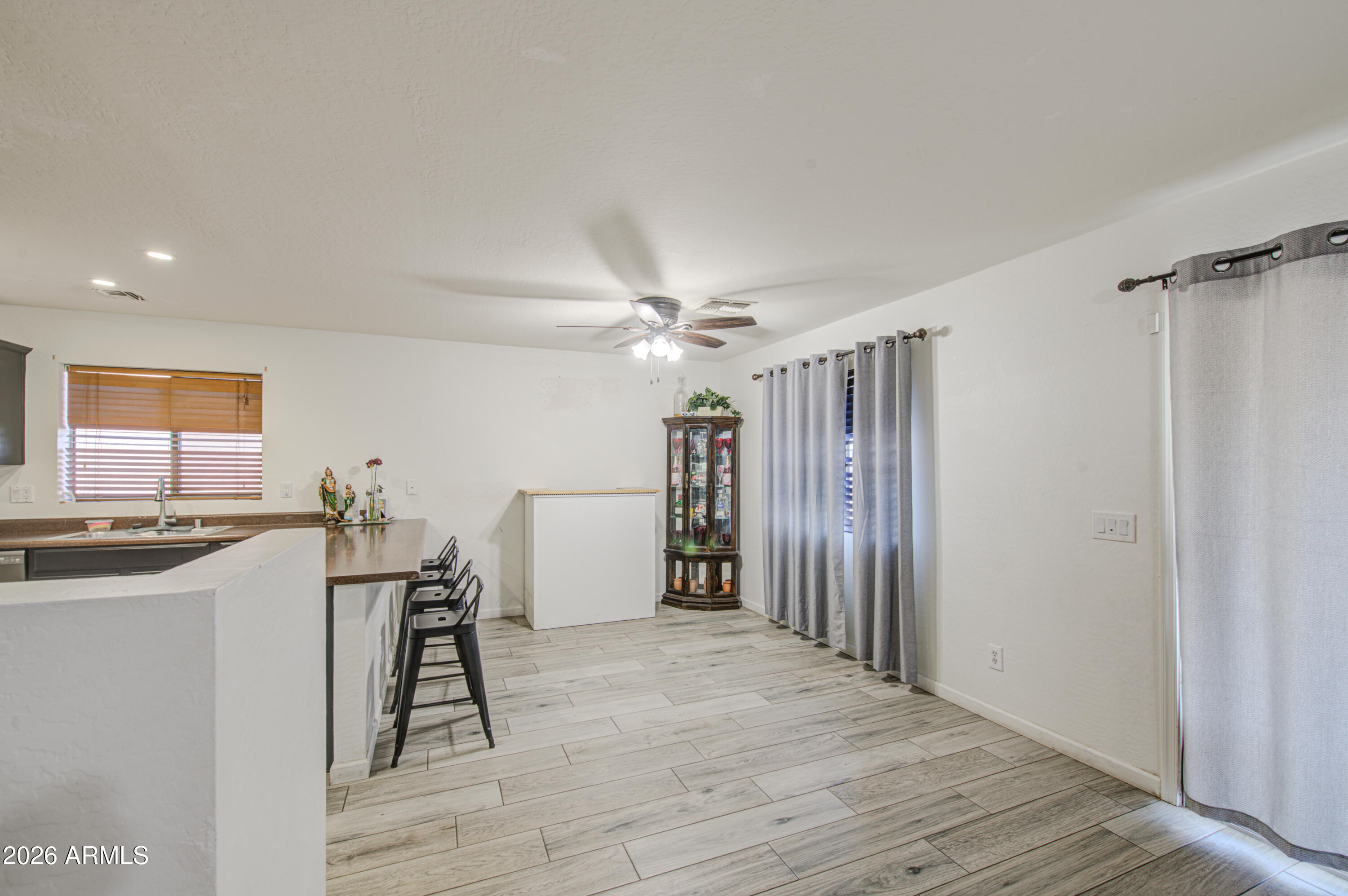 8315 West Cordes Road Tolleson, AZ 85353 - Photo 12 of 49 Dining Area 2