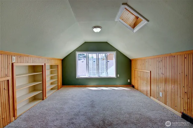 $645,000 | 215 North 6th Street, La Conner, WA 98257