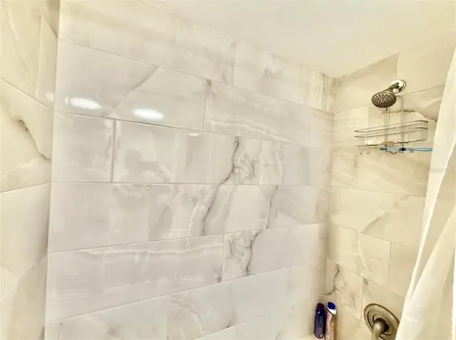 $250,000 | 2453 Egret Boulevard, Unit 102, Clearwater, FL 33762