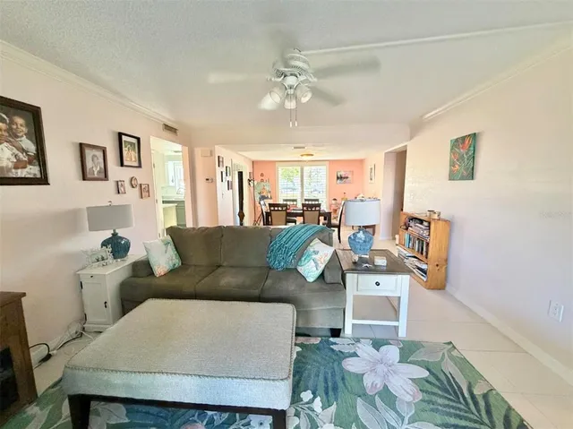 $250,000 | 2453 Egret Boulevard, Unit 102, Clearwater, FL 33762
