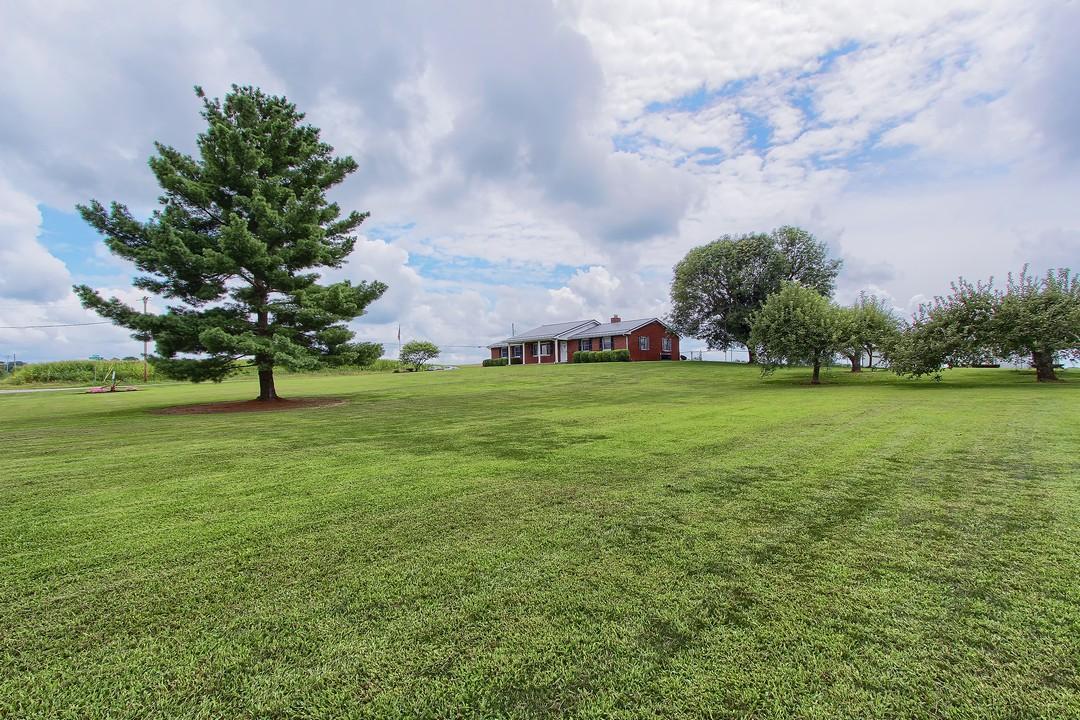 25035 Shoemaker Road Circleville, OH 43113 - Photo 7 of 55 Gallery Image 7