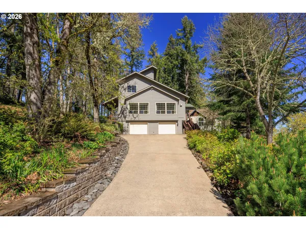 $769,000 | 217 Rockridge Loop, Eugene, OR 97405