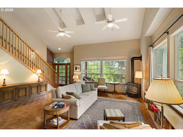 $769,000 | 217 Rockridge Loop, Eugene, OR 97405