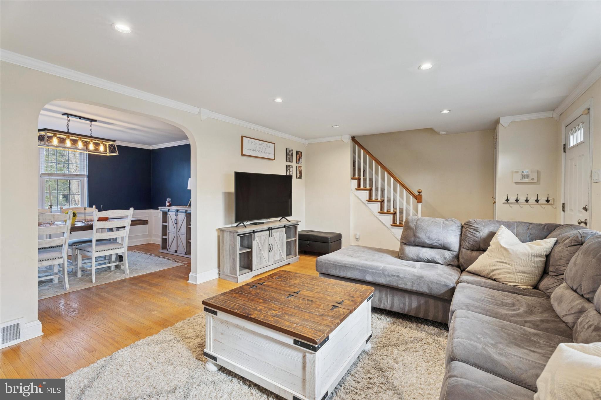 6313 Sunnybrook Road Flourtown, PA 19031 - Photo 2 of 24