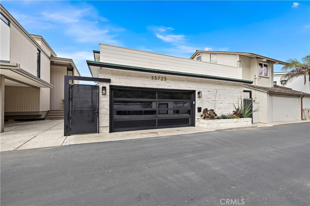 35725 Beach Road Dana Point, CA 92624 - Photo 2 of 42