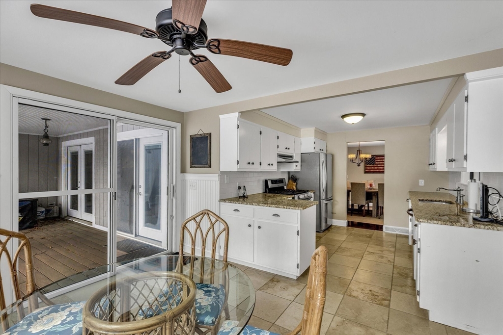 97 Walton Heath Way Mashpee, MA 02649 - Photo 20 of 36