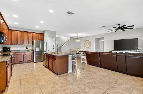 $4,000 | 8060 Roma Dune Drive, Wesley Chapel, FL 33545