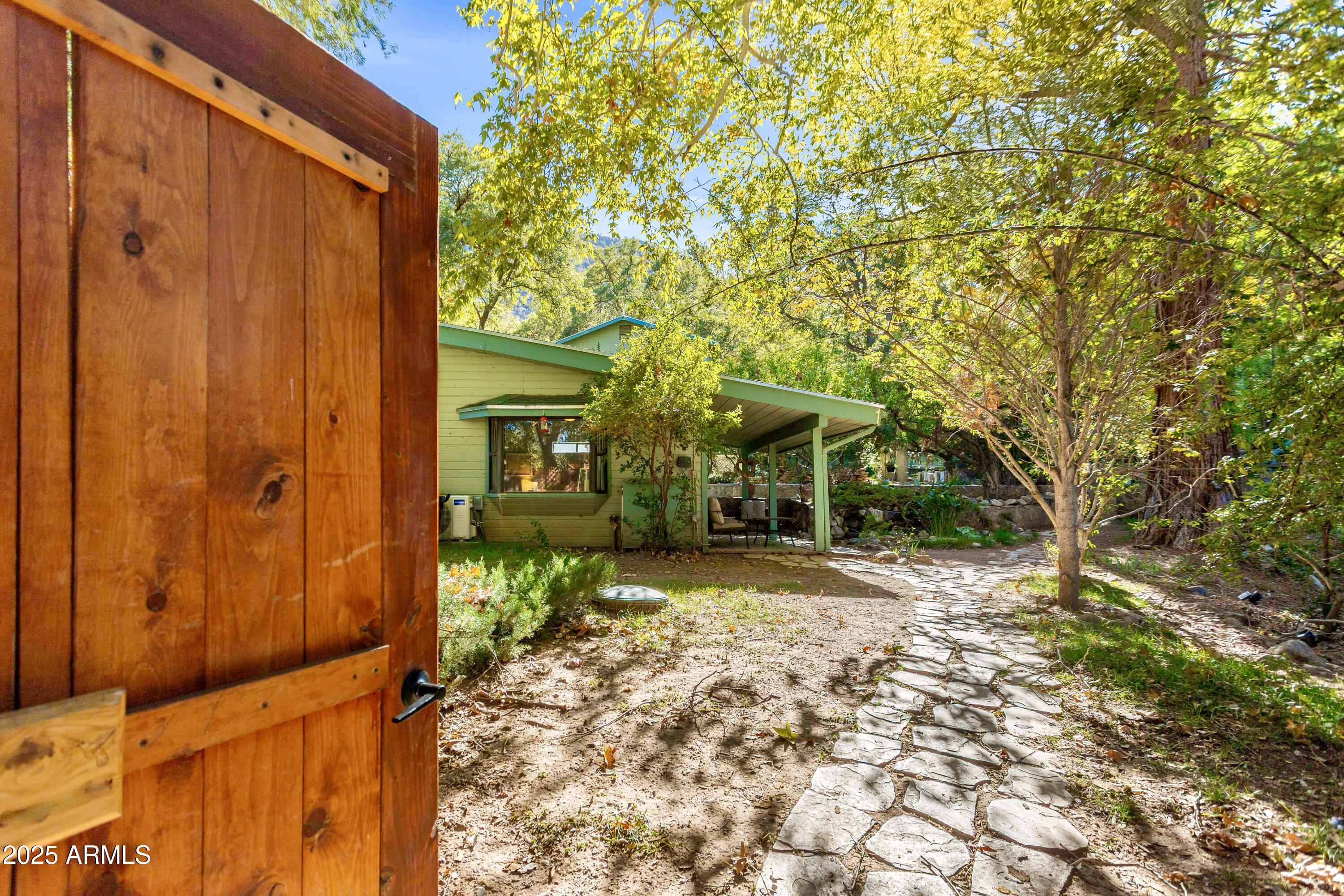 29 East Ramsey Canyon Road Hereford, AZ 85615 - Photo 104 of 119 a front view of a house with a yard