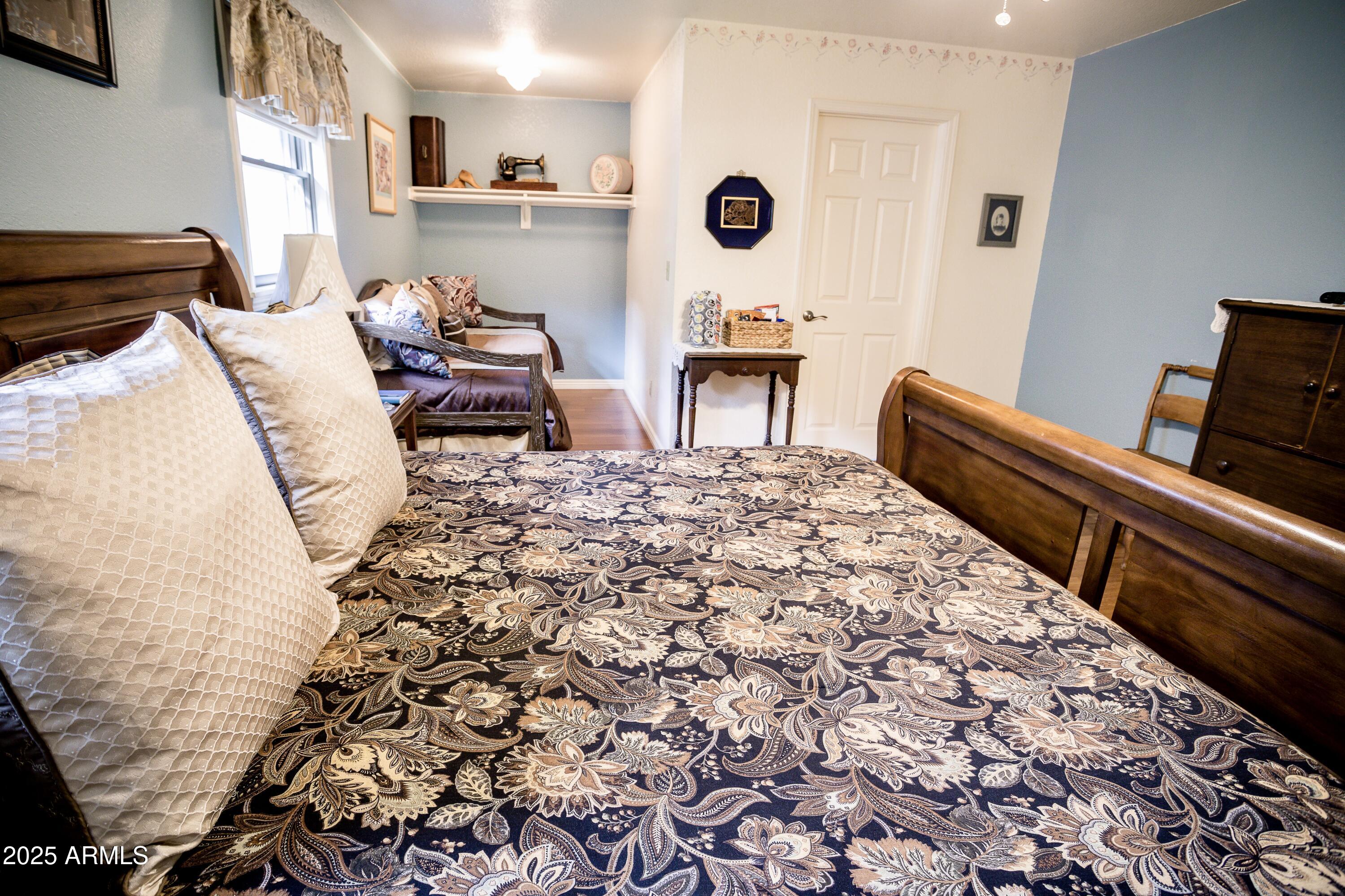 29 East Ramsey Canyon Road Hereford, AZ 85615 - Photo 27 of 119 a living room with a couch and a dining table