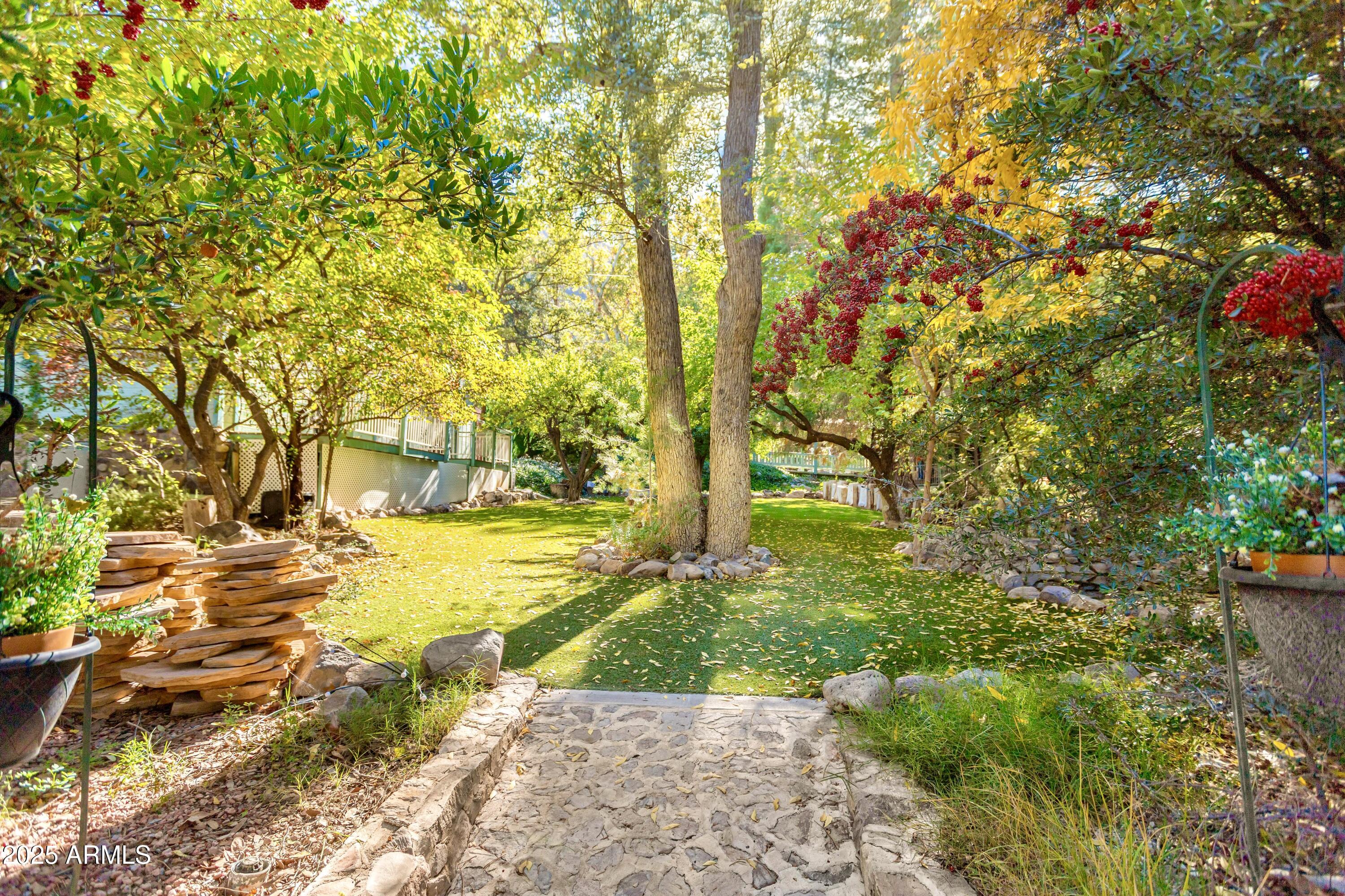 29 East Ramsey Canyon Road Hereford, AZ 85615 - Photo 34 of 119 a view of an outdoor space and a yard