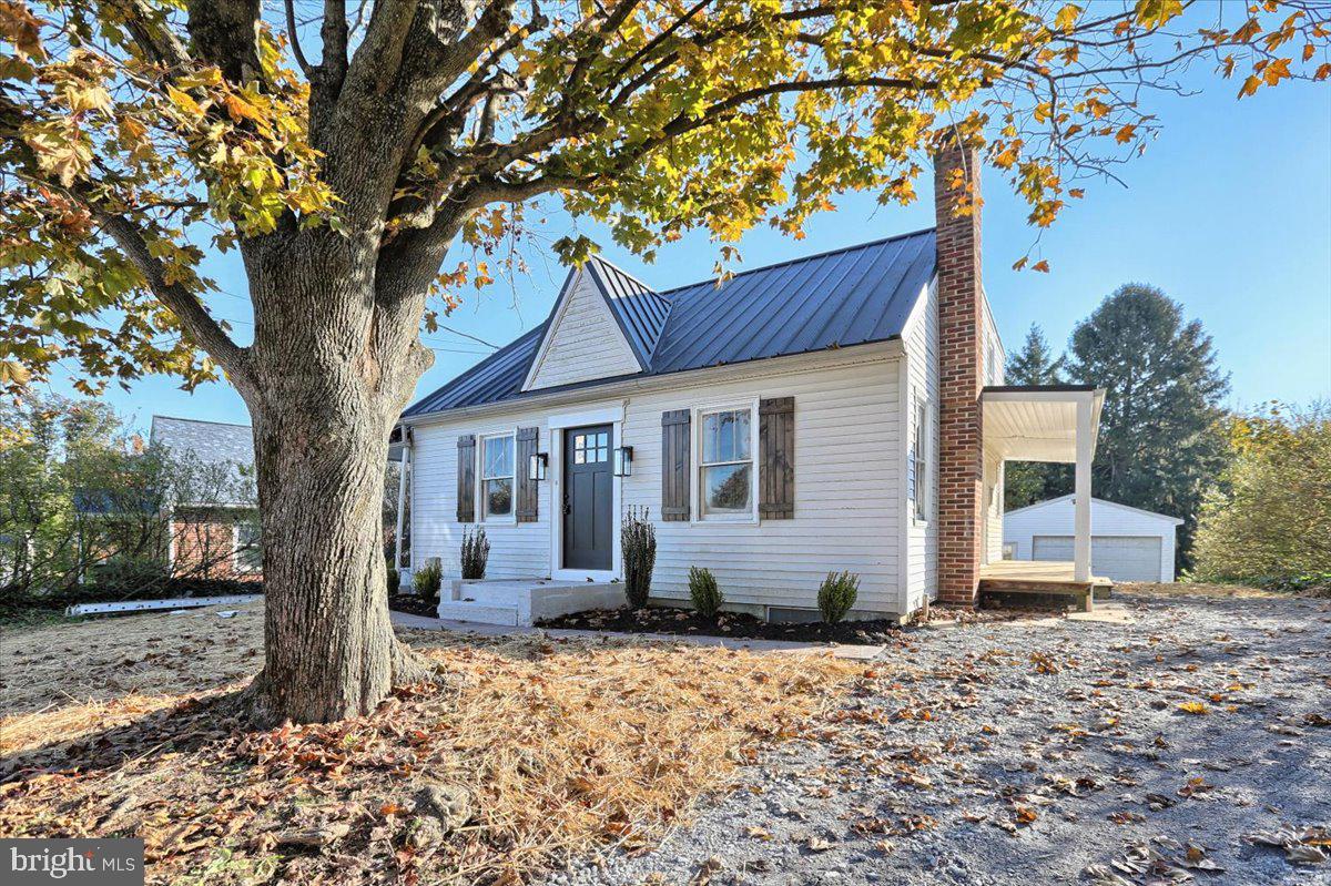 1015 Hilltop Road York, PA 17408 - Photo 14 of 26 Gallery Image 14