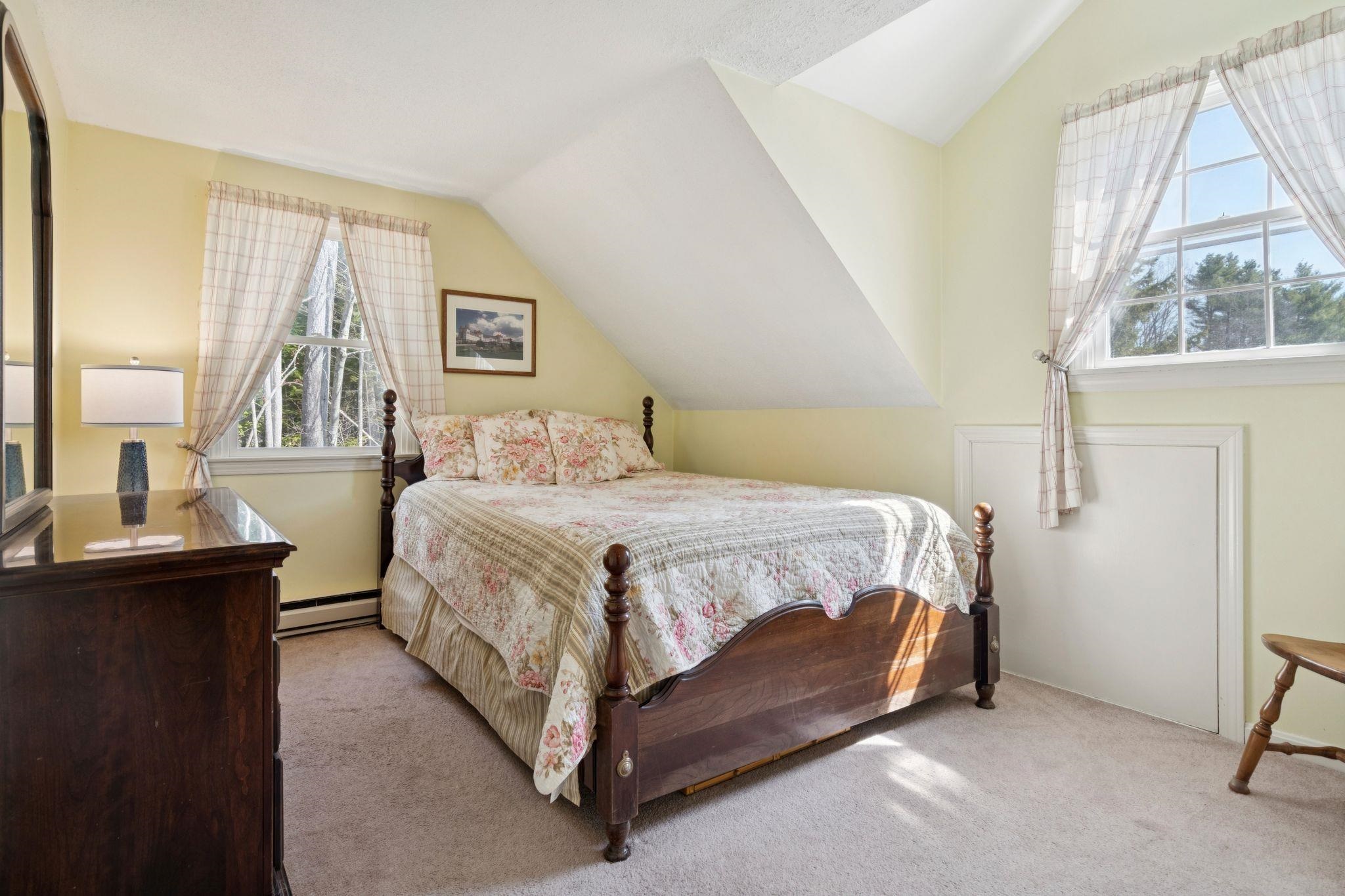 66 Sparrowhawk Road New London, NH 03257 - Photo 19 of 32