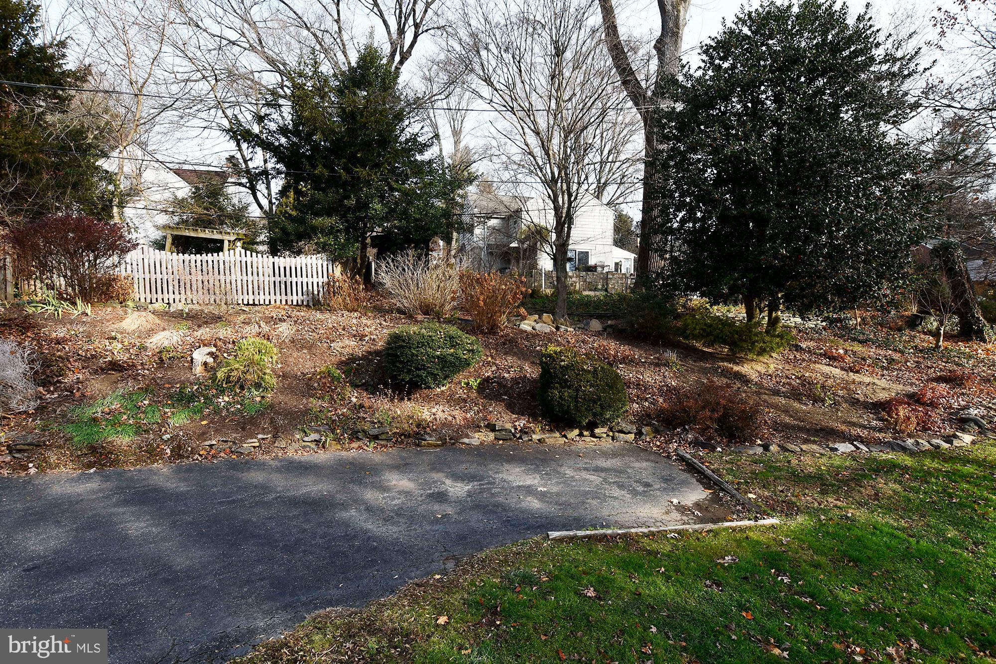 7 Valley View Road Rose Valley, PA 19063 - Photo 26 of 45 Yard