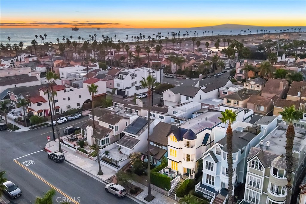 309 21st Street Huntington Beach, CA 92648 - Photo 8 of 38