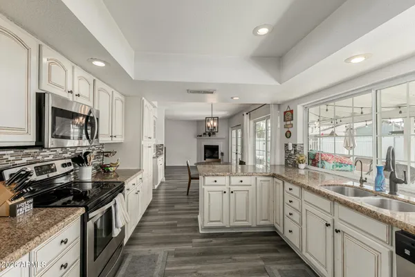 $565,000 | 913 West Summit Place, Chandler, AZ 85224