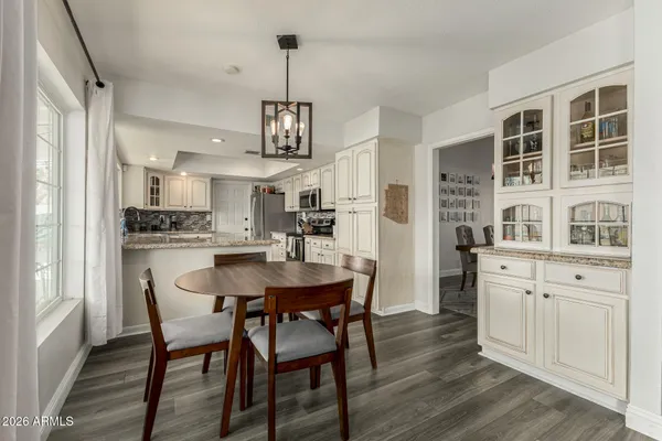 $565,000 | 913 West Summit Place, Chandler, AZ 85224