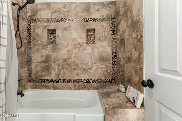 $565,000 | 913 West Summit Place, Chandler, AZ 85224