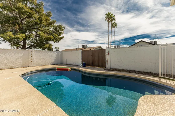 $565,000 | 913 West Summit Place, Chandler, AZ 85224