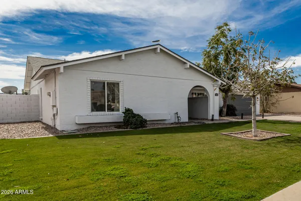 $565,000 | 913 West Summit Place, Chandler, AZ 85224