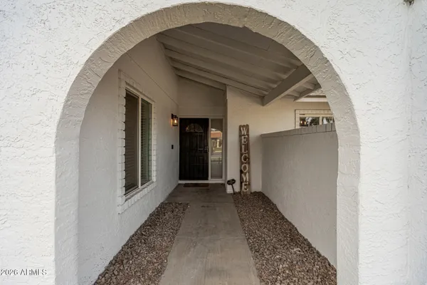 $565,000 | 913 West Summit Place, Chandler, AZ 85224