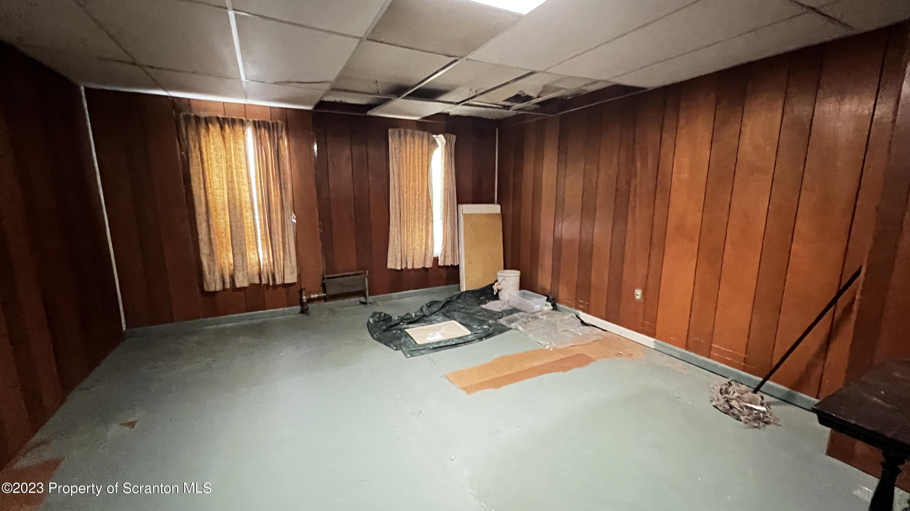 102 Wayne Street Carbondale, PA 18407 - Photo 17 of 21