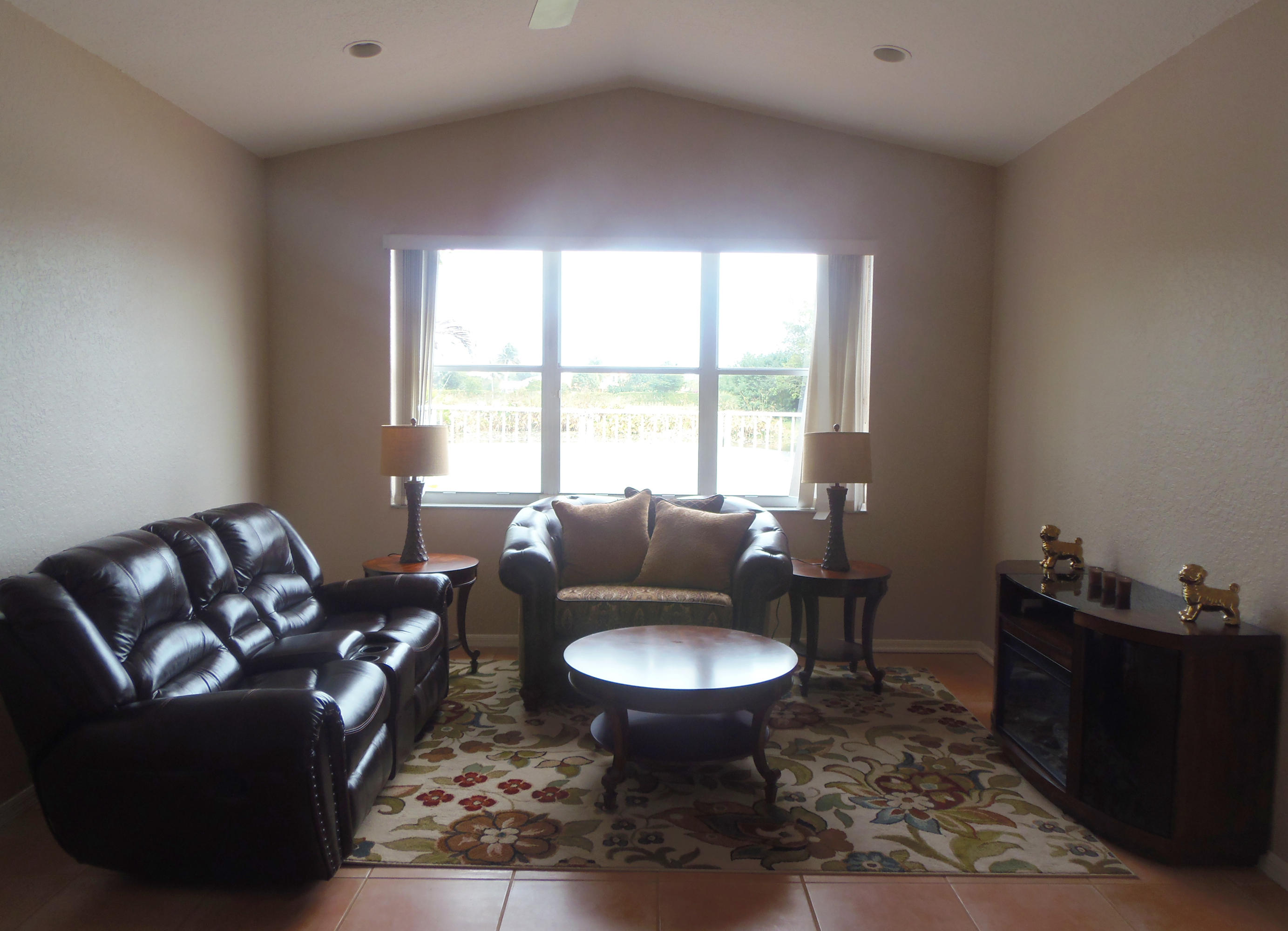 18700 Sea Turtle Lane Boca Raton, FL 33498 - Photo 14 of 38 18700 Sea Turtle Ln_Family Room