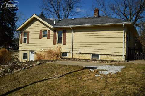 3188 East Cook Road Grand Blanc, MI 48439 - Photo 4 of 19 20395835-3.JPG