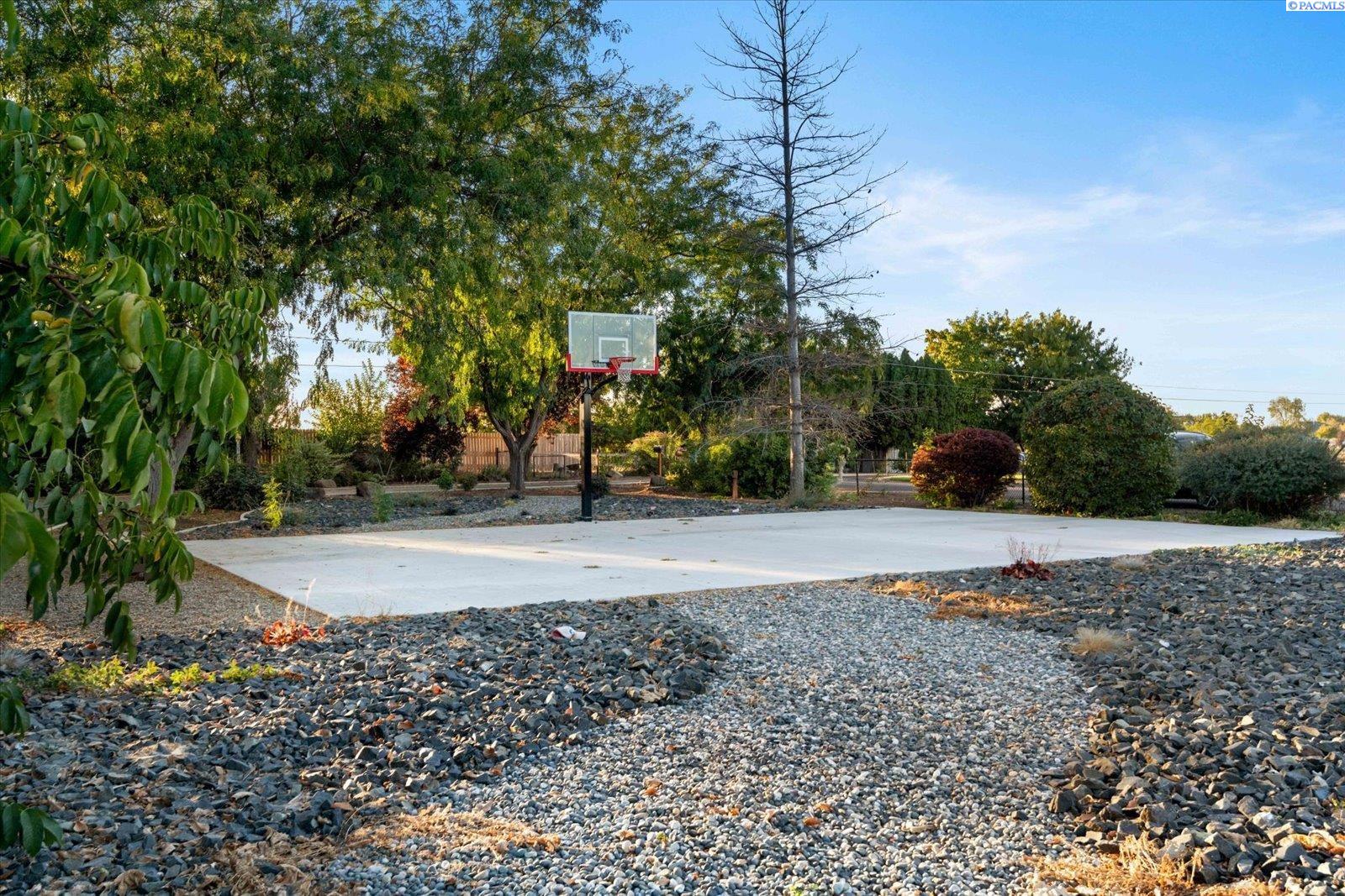 9104 South Moore Road Prosser, WA 99350 - Photo 49 of 50 Gallery Image 49