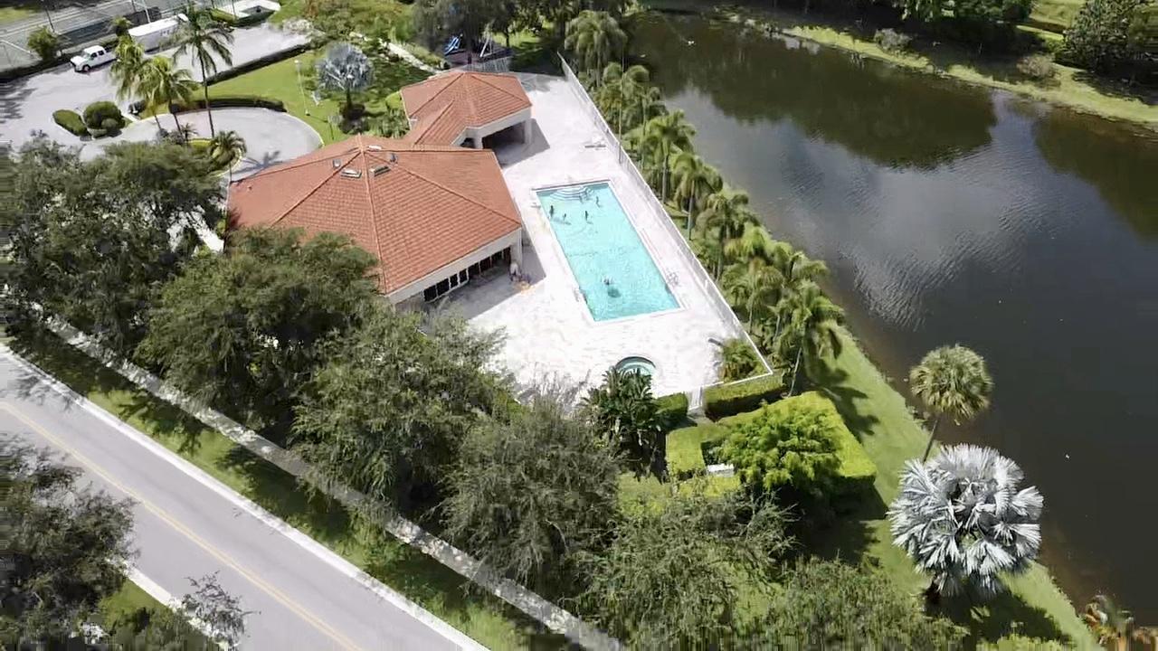8656 Vía Giula Boca Raton, FL 33496 - Photo 34 of 37 C37F8A03-756E-40D1-90A6-1DEC8F5EB087