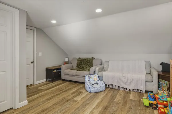 $675,000 | 193 Shannock Village Road, Richmond, RI 02875