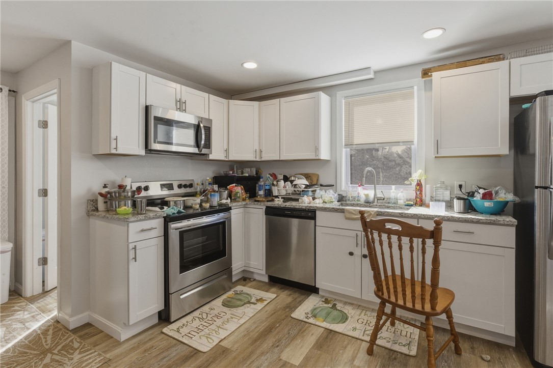 193 Shannock Village Road Richmond, RI 02875 - Photo 9 of 35