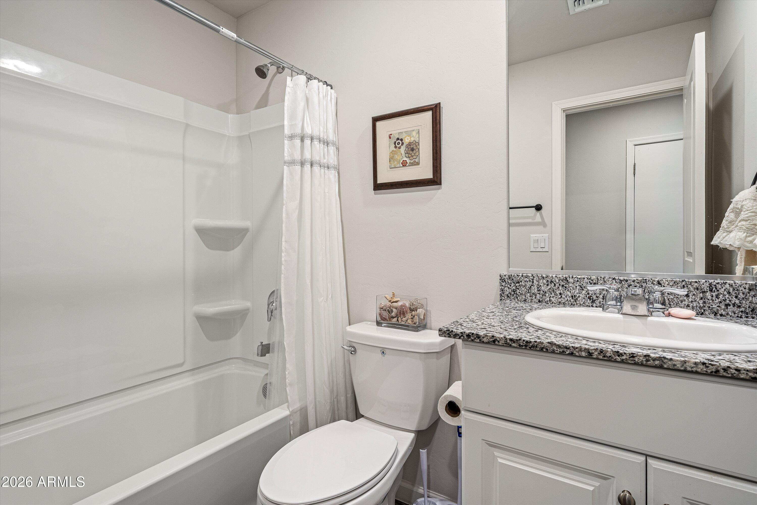 373 Redwood Loop Benson, AZ 85602 - Photo 21 of 29 21-Bathroom