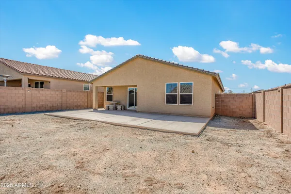 $260,000 | 373 Redwood Loop, Benson, AZ 85602