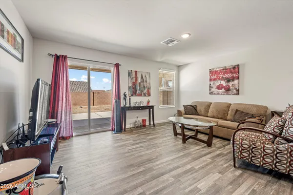 $260,000 | 373 Redwood Loop, Benson, AZ 85602