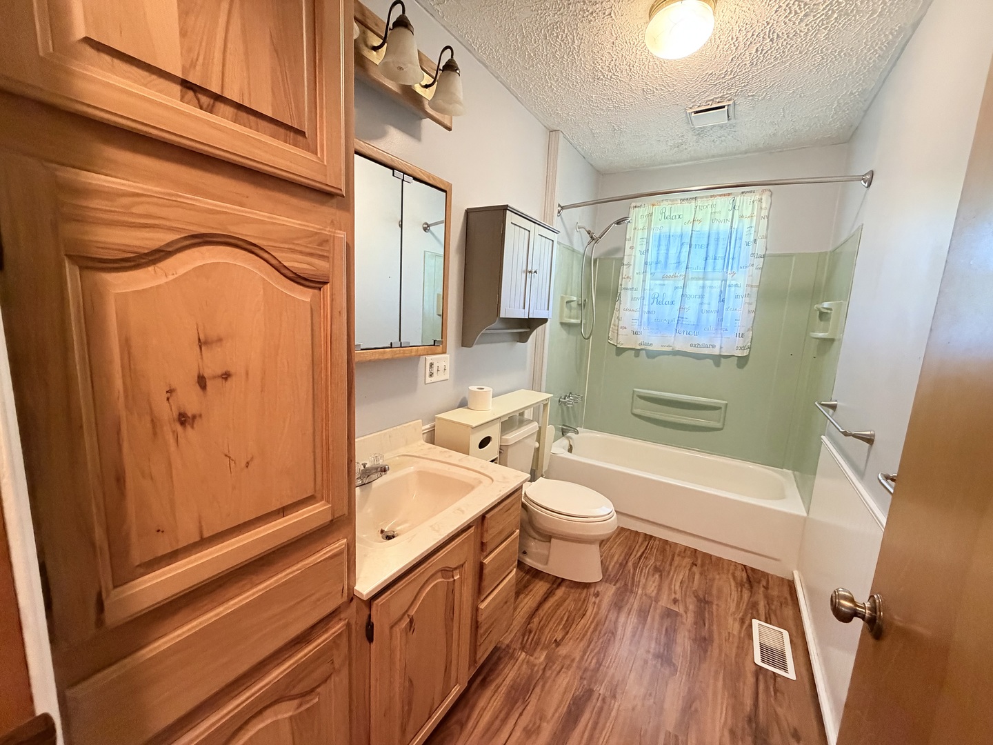 17179 Swisher Hill Road Dewitt, IL 61735 - Photo 18 of 39